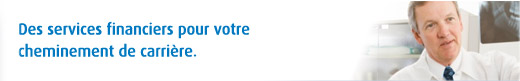Image d'un homme dans son bureau