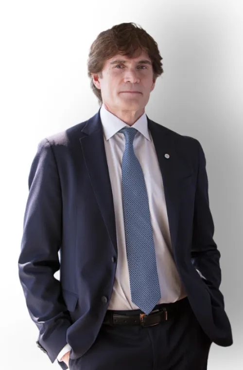 Headshot of Steve Tennyson