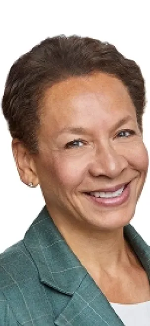 Headshot of Hazel Claxton