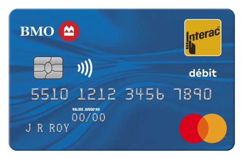 Image des cartes de débit B M O portant les logos Mastercard et Interac